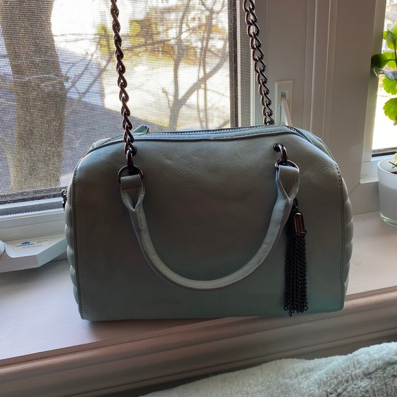 Used Steve Madden shoulder bag! - Picture 2 of 9